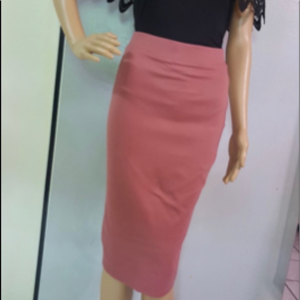 Pencil Skirt Cinnamon Color. Size Large